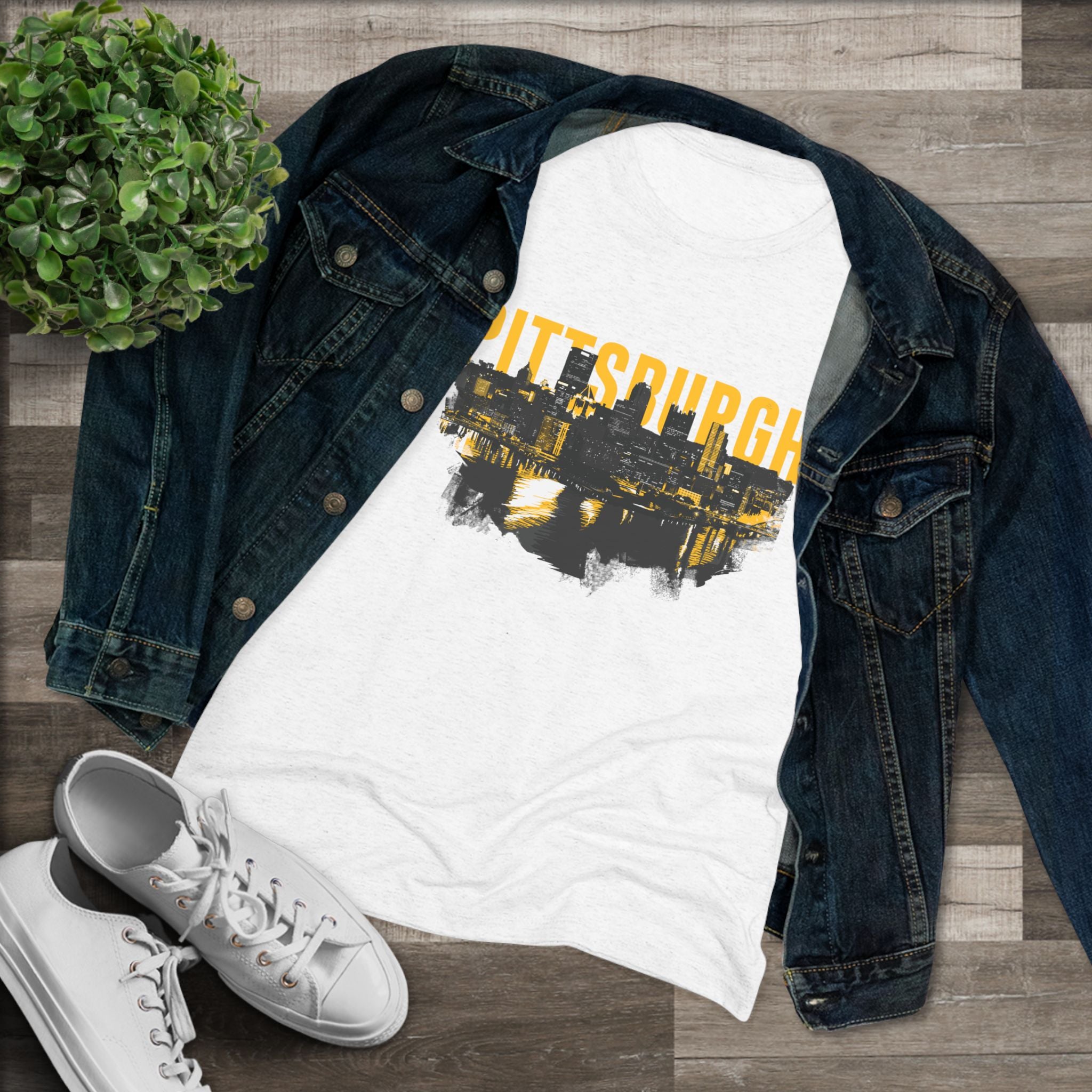 Pittsburgh Downtown Skyline Point Women's Tri-Blend Tee