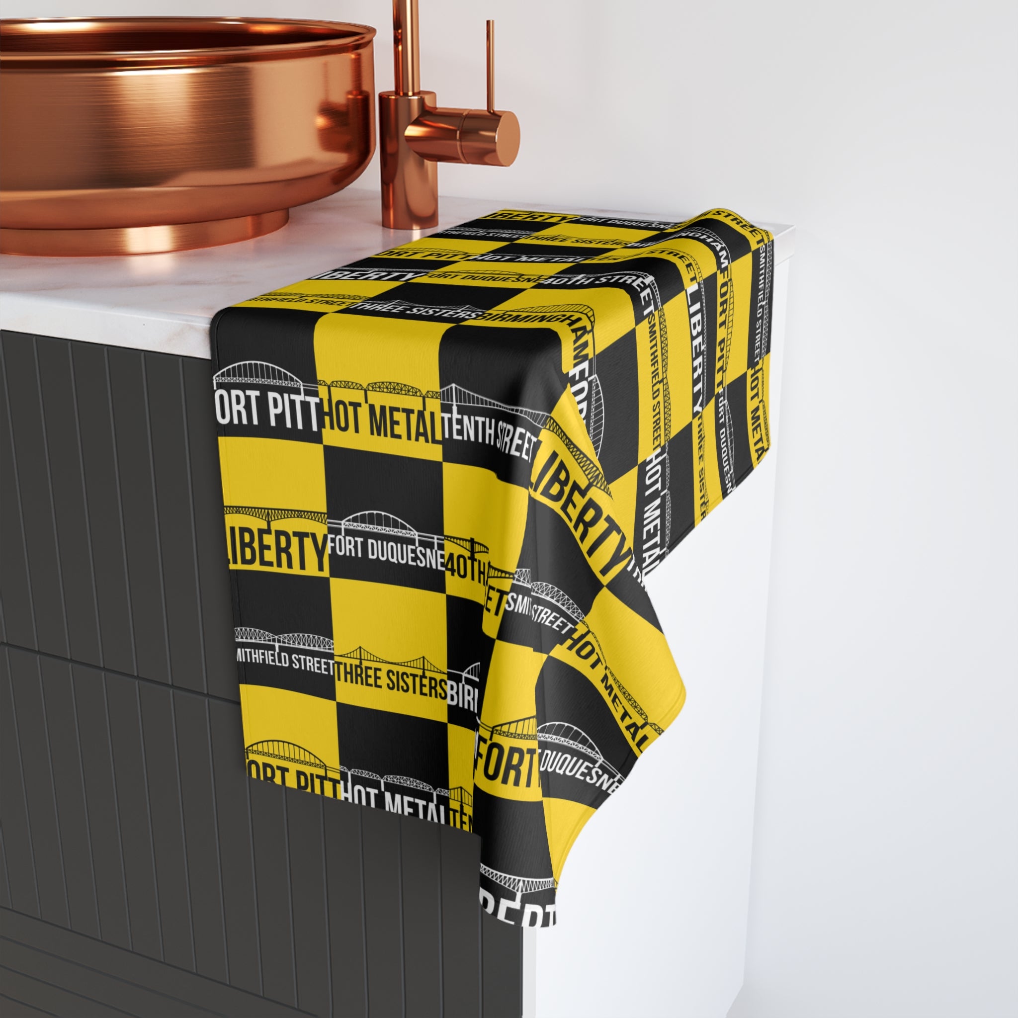 Pittsburgh 9 Bridges Hand Towel