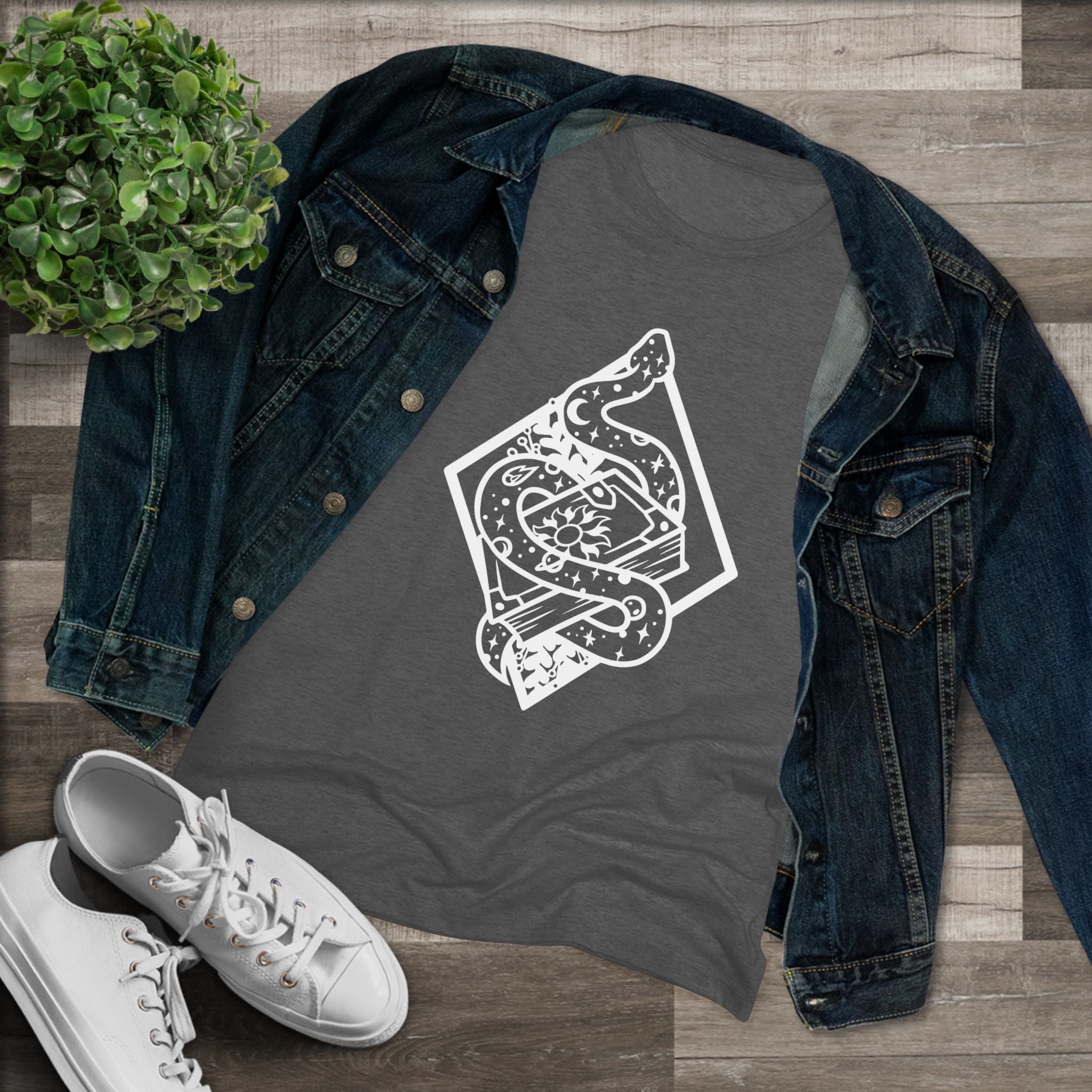 Starry Snake White Lineart Women's Bookish T-Shirt